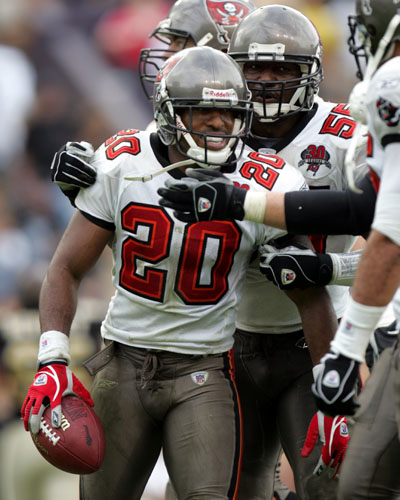 In a poll of most popular Tampa Bay area athletes, Ronde Barber was the highest rated Bucs player at No. 4.